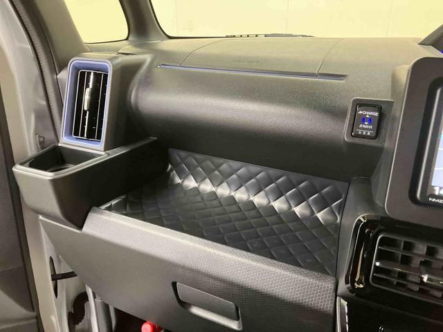 タントカスタムＲＳターボ車・純正ナビ・バックモニター・ドライブレコーダー前後・ＥＴＣ・両側電動スライドドア・クルーズコントロール・シートヒーター左右・スマートアシスト搭載（三重県）の中古車