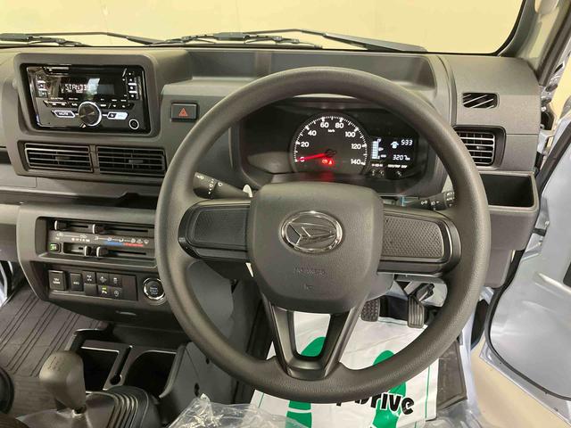 ハイゼットトラックジャンボエクストラスマートアシスト　４ＷＤ　５速マニュアル　キーフリー　プッシュボタンスタート　ＣＤ付きオーディオ　電動格納ドアミラー　パワーウインドウ（三重県）の中古車