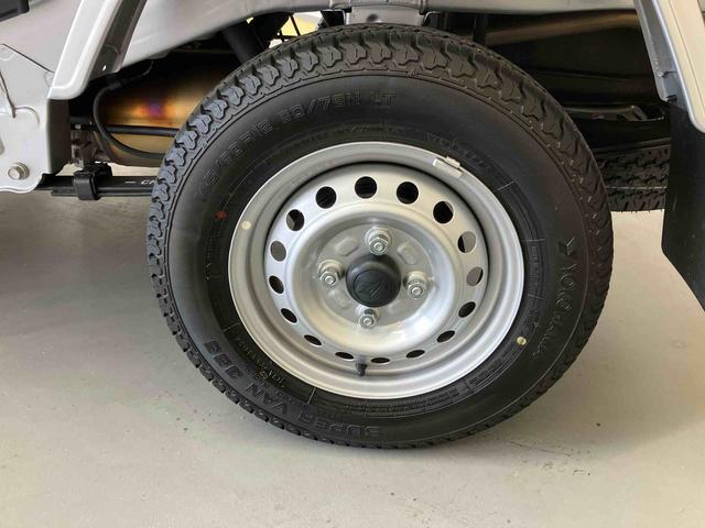 ハイゼットトラックジャンボエクストラスマートアシスト　４ＷＤ　５速マニュアル　キーフリー　プッシュボタンスタート　ＣＤ付きオーディオ　電動格納ドアミラー　パワーウインドウ（三重県）の中古車