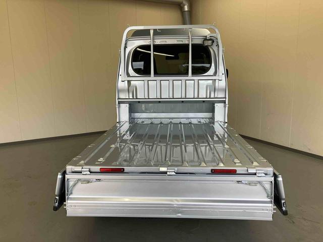 ハイゼットトラックジャンボエクストラスマートアシスト　４ＷＤ　５速マニュアル　キーフリー　プッシュボタンスタート　ＣＤ付きオーディオ　電動格納ドアミラー　パワーウインドウ（三重県）の中古車