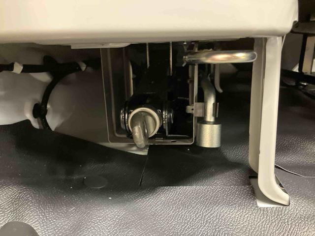 ハイゼットカーゴＤＸ／パワーウィンドウ・キーレスエントリーＡＭ／ＦＭラジオ・マニュアルエアコン・キーレスエントリー・オーバーヘッドシェルフ・スマートアシスト搭載・オートハイビーム・コーナーセンサー・前席パワーウィンドウ（三重県）の中古車