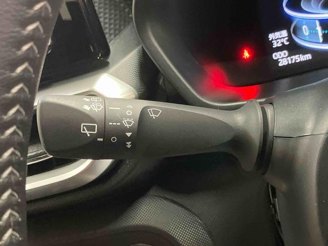 ロッキープレミアムＧ／１２００ｃｃガソリン車　ナビ　パノラマモニター　ＥＴＣ　ドライブレコーダー　ＬＥＤ　コーナーセンサー　オートハイビーム　プッシュボタンスタート　キーフリー　シートヒーター　電動パーキングブレーキ　テレビ　マット（三重県）の中古車