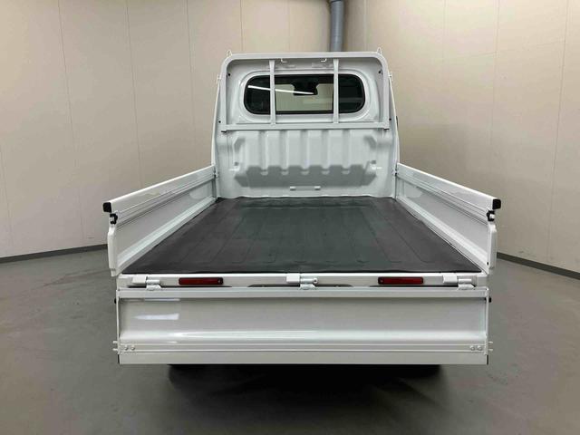 ハイゼットトラックスタンダード/4WD/CVTAM/FMラジオ マニュアルエアコン パワステ ABS スマートアシスト フロアマット オートライト 三方開 荷台マット 4WD CVT(三重県)の中古車
