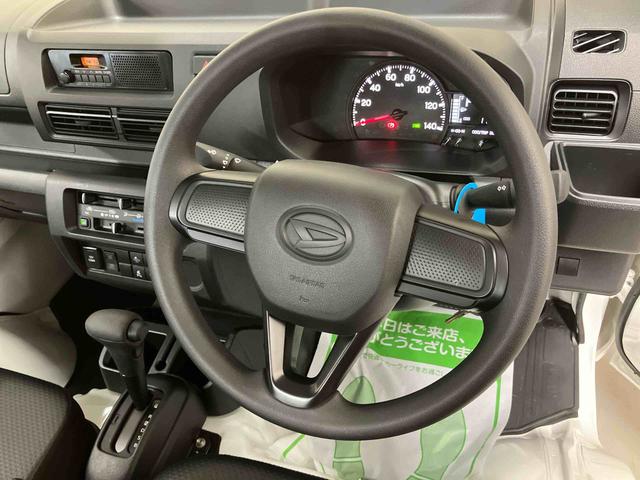 ハイゼットトラックスタンダード/4WD/CVTAM/FMラジオ マニュアルエアコン パワステ ABS スマートアシスト フロアマット オートライト 三方開 荷台マット 4WD CVT(三重県)の中古車