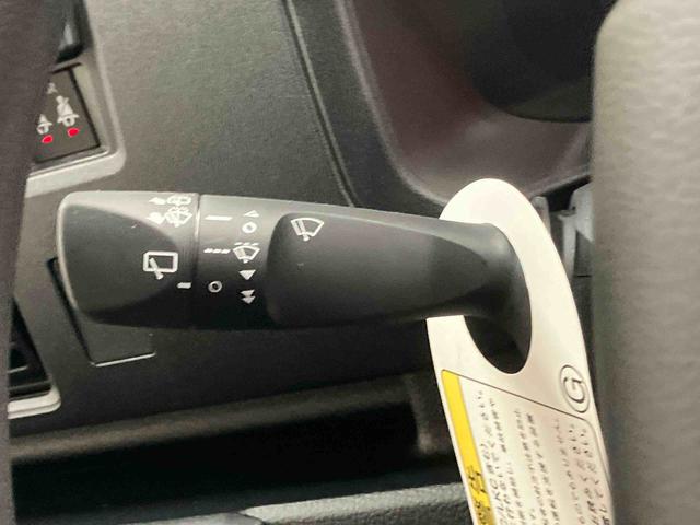 ハイゼットカーゴＤＸ／２ＷＤ／ＣＶＴＡＭ／ＦＭラジオ　前席パワーウィンドウ　キーレスエントリー　オーバーヘッドシェルフ　インパネシフト　スマートアシスト　オートハイビーム　オートライト　コーナーセンサー　スクエアボディ　両側スライドドア（三重県）の中古車