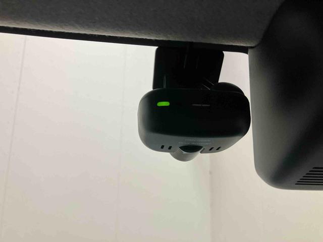 ムーヴキャンバスＧメイクアップリミテッド　ＳＡIII純正８インチナビ　パノラマモニター　ＥＴＣ　ドライブレコーダー　両側電動スライドドア　プッシュボタンスタート　キーフリー　２トーン　ＬＥＤ　コーナーセンサー　オートハイビーム　マット　バイザー（三重県）の中古車