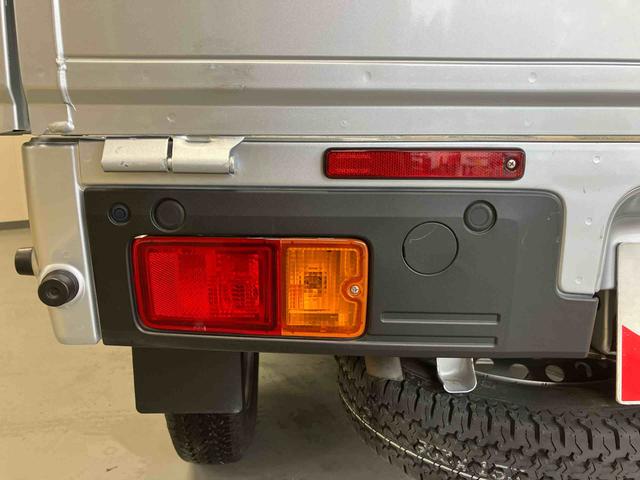 ハイゼットトラックスタンダードスマートアシスト　４ＷＤ　オートマ　ＡＭ／ＦＭラジオ　エアコン　パワステ（三重県）の中古車