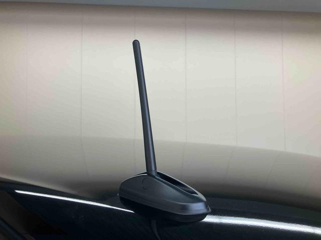ハイゼットカーゴクルーズスマアシ　プッシュボタンスタート　スマートキー　ディスプレイオーディオ付き　４ＷＤ（三重県）の中古車