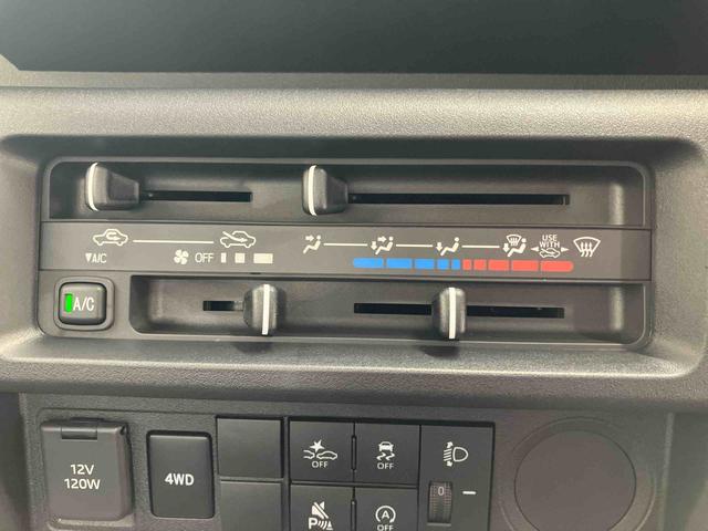 ハイゼットトラックスタンダード／４ＷＤ／５ＭＴ４ＷＤ　５ＭＴ　ＡＭ／ＦＭラジオ　マニュアルエアコン　スマートアシスト　アイドリングストップ　オートライト（三重県）の中古車
