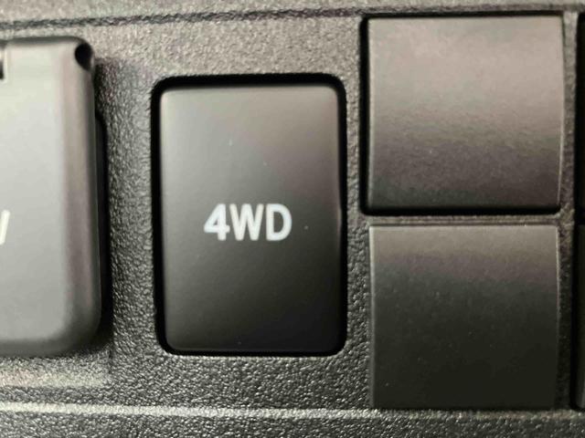 ハイゼットトラックスタンダード／４ＷＤ／５ＭＴ４ＷＤ　５ＭＴ　ＡＭ／ＦＭラジオ　マニュアルエアコン　スマートアシスト　アイドリングストップ　オートライト（三重県）の中古車