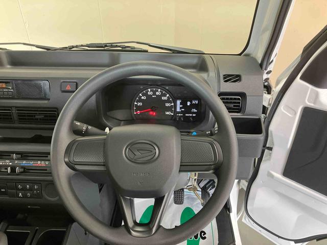 ハイゼットトラックスタンダード／４ＷＤ／５ＭＴ４ＷＤ　５ＭＴ　ＡＭ／ＦＭラジオ　マニュアルエアコン　スマートアシスト　アイドリングストップ　オートライト（三重県）の中古車