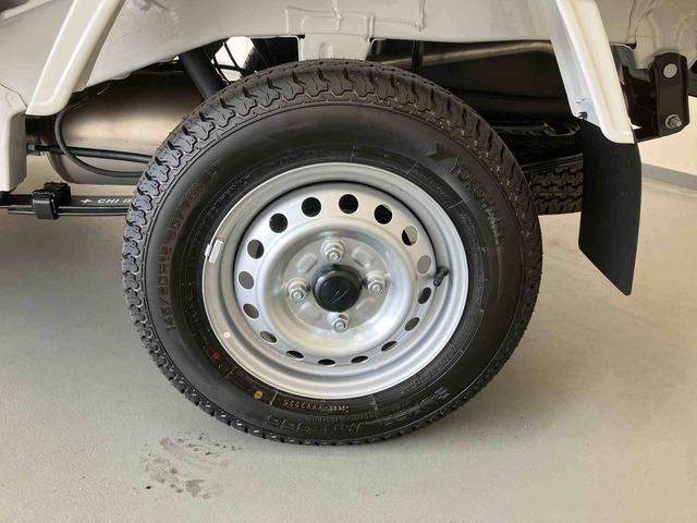 ハイゼットトラックスタンダード／４ＷＤ／５ＭＴ４ＷＤ　５ＭＴ　ＡＭ／ＦＭラジオ　マニュアルエアコン　スマートアシスト　アイドリングストップ　オートライト（三重県）の中古車