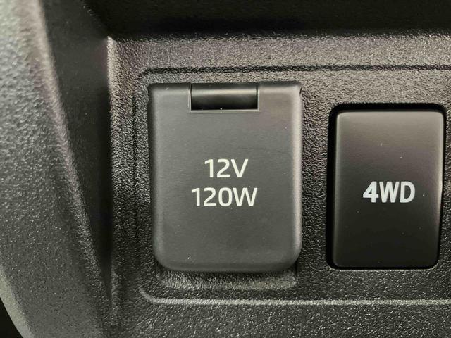 ハイゼットトラックスタンダード／４ＷＤ／５ＭＴ４ＷＤ　５ＭＴ　ＡＭ／ＦＭラジオ　マニュアルエアコン　スマートアシスト　アイドリングストップ　オートライト（三重県）の中古車