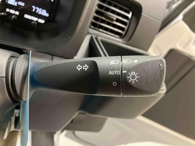 ハイゼットトラックスタンダード／４ＷＤ／５ＭＴ４ＷＤ　５ＭＴ　スマートアシスト　パワステ　ＡＭ／ＦＭラジオ　マニュアルエアコン　オートライト　マルチインフォメーションディスプレイ　ストロング防錆（三重県）の中古車
