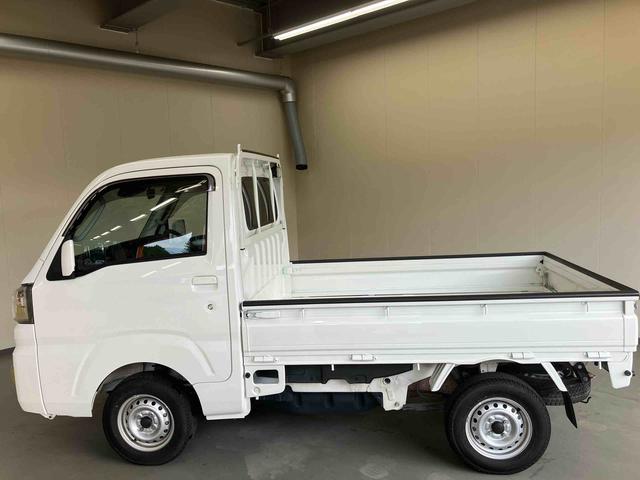 ハイゼットトラックＥＸＴ／４ＷＤ／５ＭＴ／ＣＤ／キーレス４ＷＤ　５ＭＴ　ゲートプロテクター　純正ＣＤチューナーデッキ　マニュアルエアコン　キーレスエントリー　スマートアシスト　パワーウィンドウ　スーパーデフロック　Ｈｉ−Ｌｏモード切替機構　作業灯　三方開（三重県）の中古車