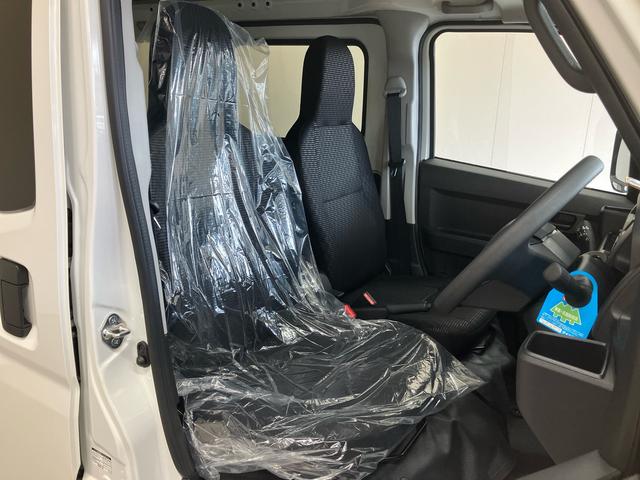 ハイゼットカーゴＤＸ／ＡＭ／ＦＭラジオ／キーレス／前席パワーウィンドウＡＭ／ＦＭラジオ　マニュアルエアコン　キーレスエントリー　スマートアシスト　前席パワーウィンドウ（三重県）の中古車