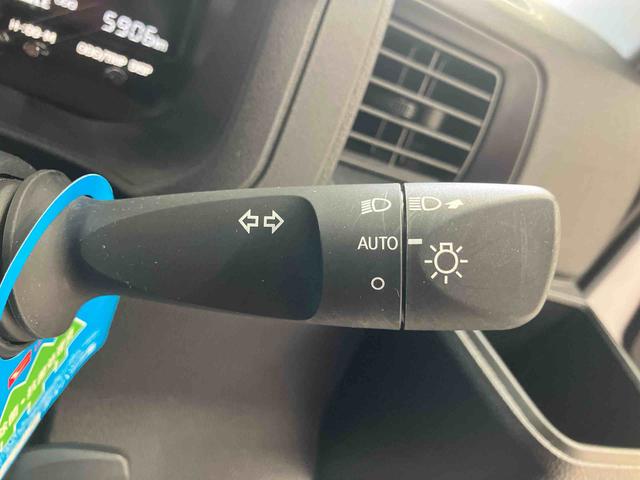 ハイゼットカーゴＤＸ／ＣＤ／キーレスエントリーＣＤ　マニュアルエアコン　キーレスエントリー　スマートアシスト　前席パワーウィンドウ（三重県）の中古車