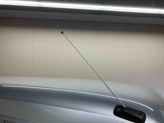 ハイゼットカーゴＤＸ／ＡＭ／ＦＭラジオ／キーレス／パワーウィンドウ前席ＡＭ／ＦＭラジオ　マニュアルエアコン　キーレスエントリー　スマートアシスト　前席パワーウィンドウ（三重県）の中古車