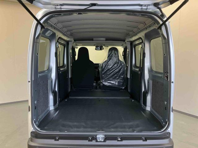 ハイゼットカーゴＤＸ／ＡＭ／ＦＭラジオ／キーレス／パワーウィンドウ前席ＡＭ／ＦＭラジオ　マニュアルエアコン　キーレスエントリー　スマートアシスト　前席パワーウィンドウ（三重県）の中古車