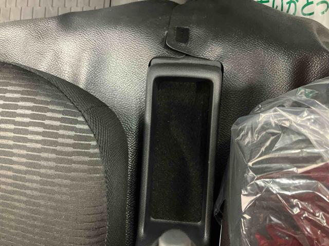 ハイゼットカーゴＤＸ／ＡＭ／ＦＭラジオ／キーレス／前席パワーウィンドウＡＭ／ＦＭラジオ／キーレス／前席パワーウィンドウ／マニュアルエアコン／スマートアシスト（三重県）の中古車