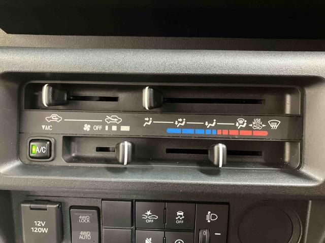 ハイゼットトラックスタンダード／ＡＭ／ＦＭラジオ／４ＷＤ／スマアシＡＭ／ＦＭラジオ　４ＷＤ　マニュアルエアコン　スマートアシスト　オートライト　３方開　オートライト（三重県）の中古車