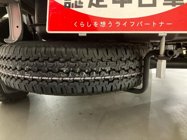 ハイゼットトラックスタンダード／ＡＭ／ＦＭラジオ／４ＷＤ／スマアシＡＭ／ＦＭラジオ　４ＷＤ　マニュアルエアコン　スマートアシスト　オートライト　３方開　オートライト（三重県）の中古車