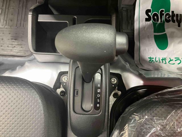 ハイゼットトラックスタンダード／ＡＭ／ＦＭラジオ／４ＷＤ／スマアシＡＭ／ＦＭラジオ　４ＷＤ　マニュアルエアコン　スマートアシスト　オートライト　３方開　オートライト（三重県）の中古車