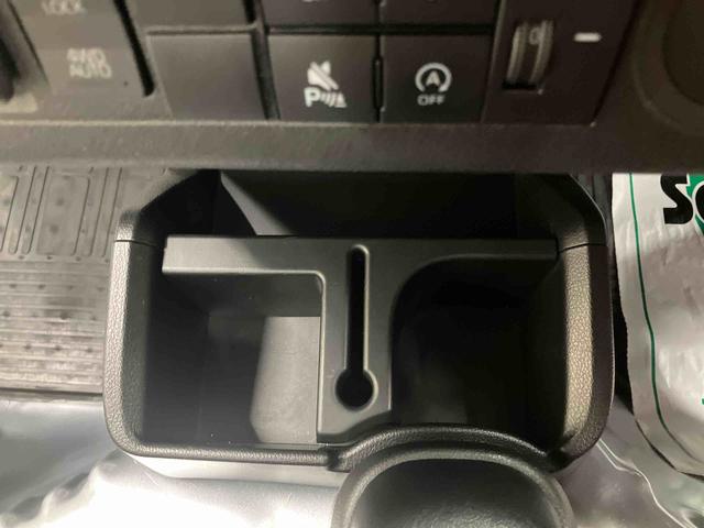 ハイゼットトラックスタンダード／ＡＭ／ＦＭラジオ／４ＷＤ／スマアシＡＭ／ＦＭラジオ　４ＷＤ　マニュアルエアコン　スマートアシスト　オートライト　３方開　オートライト（三重県）の中古車