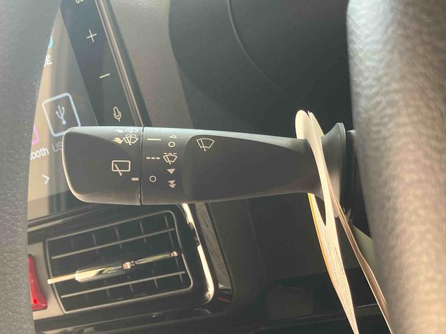 タントカスタムＸ／ディスプレイオーディオ／バックモニターディスプレイオーディオ　バックモニター　ドライブレコーダー　両側パワースライドドア　イージークローザー　プッシュボタンスタート　インパネシフト　電動パーキングブレーキ　オートエアコン　シートヒーター（三重県）の中古車