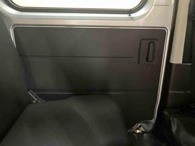 ハイゼットカーゴDX/マニュアルエアコン/キーレス/パワーウィンドウAM/FMラジオ マニュアルエアコン スマートアシスト キーレスエントリー パワーウィンドウ スクエアボディ 水平格納式リヤシート オーバーヘッドシェルフ ハイルーフ(三重県)の中古車