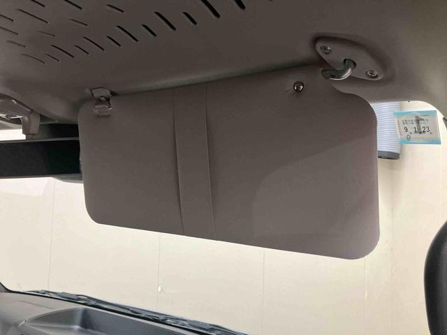 ハイゼットカーゴＤＸ／マニュアルエアコン／キーレス／パワーウィンドウＡＭ／ＦＭラジオ　マニュアルエアコン　スマートアシスト　キーレスエントリー　パワーウィンドウ　スクエアボディ　水平格納式リヤシート　オーバーヘッドシェルフ　ハイルーフ（三重県）の中古車