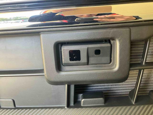 タントカスタムX トップエディションSAIIナビ バックモニター 左側電動スライドドア オートエアコン プッシュボタンスタート キーフリー インパネシフト 足踏み式パーキングブレーキ スマートアシスト ETC ミラクルオープンドア(三重県)の中古車