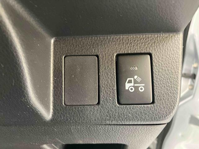 ハイゼットトラックジャンボＳＡIIIｔ／４ＷＤ／４ＡＴ／ＣＤ／キーレス／作業灯４ＷＤ　４ＡＴ　ＣＤ　マニュアルエアコン　キーレスエントリー　パワステ　パワーウィンドウ　ゲートプロテクター　荷台マット　テールゲートチェーン　アルミホイール　バイザー　ハイルーフ　作業灯（三重県）の中古車