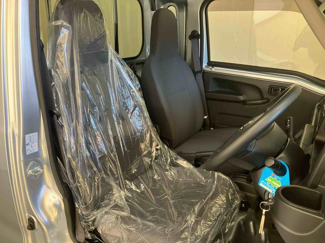 ハイゼットトラックジャンボＳＡIIIｔ／４ＷＤ／４ＡＴ／ＣＤ／キーレス／作業灯４ＷＤ　４ＡＴ　ＣＤ　マニュアルエアコン　キーレスエントリー　パワステ　パワーウィンドウ　ゲートプロテクター　荷台マット　テールゲートチェーン　アルミホイール　バイザー　ハイルーフ　作業灯（三重県）の中古車