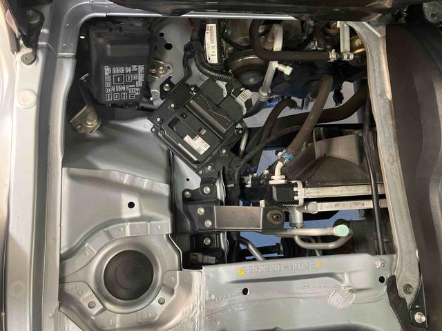 ハイゼットトラックジャンボＳＡIIIｔ／４ＷＤ／４ＡＴ／ＣＤ／キーレス／作業灯４ＷＤ　４ＡＴ　ＣＤ　マニュアルエアコン　キーレスエントリー　パワステ　パワーウィンドウ　ゲートプロテクター　荷台マット　テールゲートチェーン　アルミホイール　バイザー　ハイルーフ　作業灯（三重県）の中古車