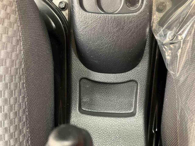 ハイゼットトラックジャンボＳＡIIIｔ／４ＷＤ／４ＡＴ／ＣＤ／キーレス／作業灯４ＷＤ　４ＡＴ　ＣＤ　マニュアルエアコン　キーレスエントリー　パワステ　パワーウィンドウ　ゲートプロテクター　荷台マット　テールゲートチェーン　アルミホイール　バイザー　ハイルーフ　作業灯（三重県）の中古車