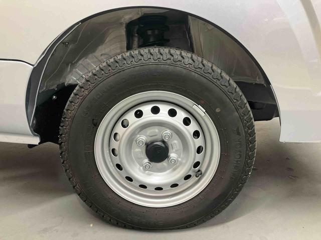 ハイゼットトラックスタンダード／４ＷＤ／５ＭＴ／三方開／スマアシ４ＷＤ　５ＭＴ　マニュアルエアコン　ＡＭ／ＦＭラジオ　パワステ　スマートアシスト　三方開（三重県）の中古車