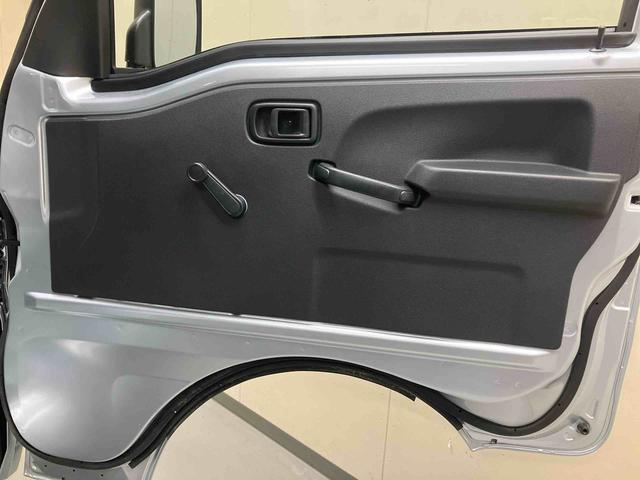 ハイゼットトラックスタンダード／４ＷＤ／５ＭＴ／三方開／スマアシ４ＷＤ　５ＭＴ　マニュアルエアコン　ＡＭ／ＦＭラジオ　パワステ　スマートアシスト　三方開（三重県）の中古車