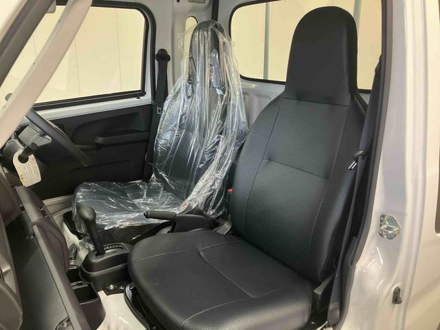 ハイゼットトラックジャンボスタンダード／４ＷＤ／ＣＶＴ／ハイルーフ電子制御式４ＷＤ　ＣＶＴ　ＡＭ／ＦＭラジオ　マニュアルエアコン　ハイルーフ　オーバーヘッドシェルフ　格納式テールゲートチェーン　リクライニング　荷台マット　三方開（三重県）の中古車