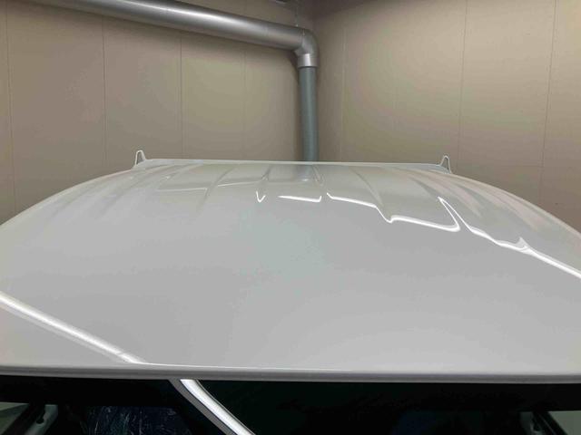 ハイゼットトラックジャンボスタンダード／４ＷＤ／ＣＶＴ／ハイルーフ電子制御式４ＷＤ　ＣＶＴ　ＡＭ／ＦＭラジオ　マニュアルエアコン　ハイルーフ　オーバーヘッドシェルフ　格納式テールゲートチェーン　リクライニング　荷台マット　三方開（三重県）の中古車