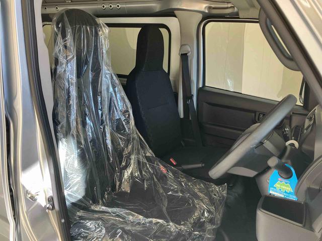 ハイゼットカーゴＤＸ／ＡＭ／ＦＭラジオ／キーレス／パワーウィンドウキーレスエントリー　前席パワーウィンドウ　ＡＭ／ＦＭラジオ　マニュアルエアコン　スクエアボディ　スマートアシスト　インパネシフト（三重県）の中古車