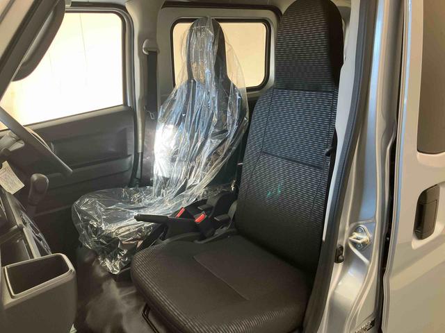 ハイゼットカーゴＤＸ／ＡＭ／ＦＭラジオ／キーレス／パワーウィンドウキーレスエントリー　前席パワーウィンドウ　ＡＭ／ＦＭラジオ　マニュアルエアコン　スクエアボディ　スマートアシスト　インパネシフト（三重県）の中古車