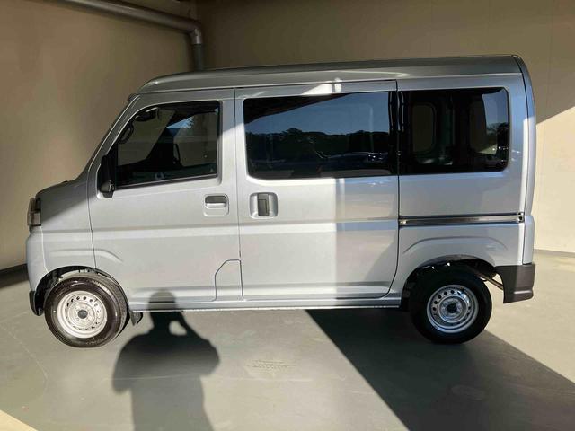 ハイゼットカーゴＤＸ／ＡＭ／ＦＭラジオ／キーレス／パワーウィンドウキーレスエントリー　前席パワーウィンドウ　ＡＭ／ＦＭラジオ　マニュアルエアコン　スクエアボディ　スマートアシスト　インパネシフト（三重県）の中古車