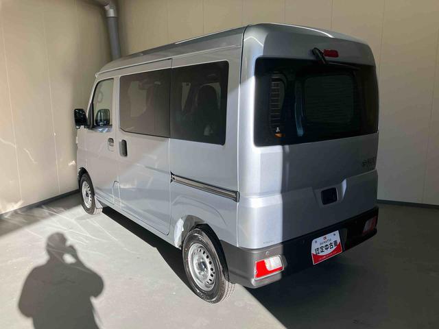 ハイゼットカーゴＤＸ／ＡＭ／ＦＭラジオ／キーレス／パワーウィンドウキーレスエントリー　前席パワーウィンドウ　ＡＭ／ＦＭラジオ　マニュアルエアコン　スクエアボディ　スマートアシスト　インパネシフト（三重県）の中古車