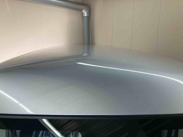 ハイゼットカーゴＤＸ／ＡＭ／ＦＭラジオ／キーレス／パワーウィンドウキーレスエントリー　前席パワーウィンドウ　ＡＭ／ＦＭラジオ　マニュアルエアコン　スクエアボディ　スマートアシスト　インパネシフト（三重県）の中古車