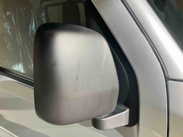 ハイゼットカーゴＤＸ／ＡＭ／ＦＭラジオ／キーレス／パワーウィンドウキーレスエントリー　前席パワーウィンドウ　ＡＭ／ＦＭラジオ　マニュアルエアコン　スクエアボディ　スマートアシスト　インパネシフト（三重県）の中古車