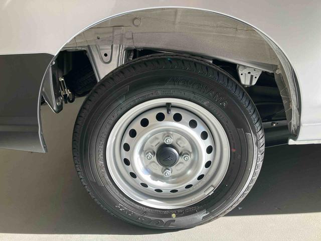 ハイゼットカーゴＤＸ／ＡＭ／ＦＭラジオ／キーレス／パワーウィンドウキーレスエントリー　前席パワーウィンドウ　ＡＭ／ＦＭラジオ　マニュアルエアコン　スクエアボディ　スマートアシスト　インパネシフト（三重県）の中古車