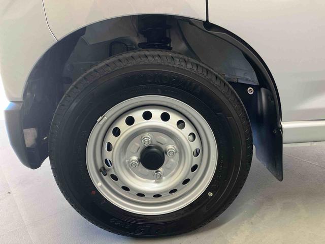 ハイゼットカーゴＤＸ／ＡＭ／ＦＭラジオ／キーレス／パワーウィンドウキーレスエントリー　前席パワーウィンドウ　ＡＭ／ＦＭラジオ　マニュアルエアコン　スクエアボディ　スマートアシスト　インパネシフト（三重県）の中古車