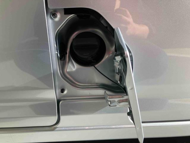 ハイゼットカーゴＤＸ／ＡＭ／ＦＭラジオ／キーレス／パワーウィンドウキーレスエントリー　前席パワーウィンドウ　ＡＭ／ＦＭラジオ　マニュアルエアコン　スクエアボディ　スマートアシスト　インパネシフト（三重県）の中古車