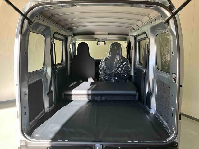 ハイゼットカーゴＤＸ／ＡＭ／ＦＭラジオ／キーレス／パワーウィンドウキーレスエントリー　前席パワーウィンドウ　ＡＭ／ＦＭラジオ　マニュアルエアコン　スクエアボディ　スマートアシスト　インパネシフト（三重県）の中古車